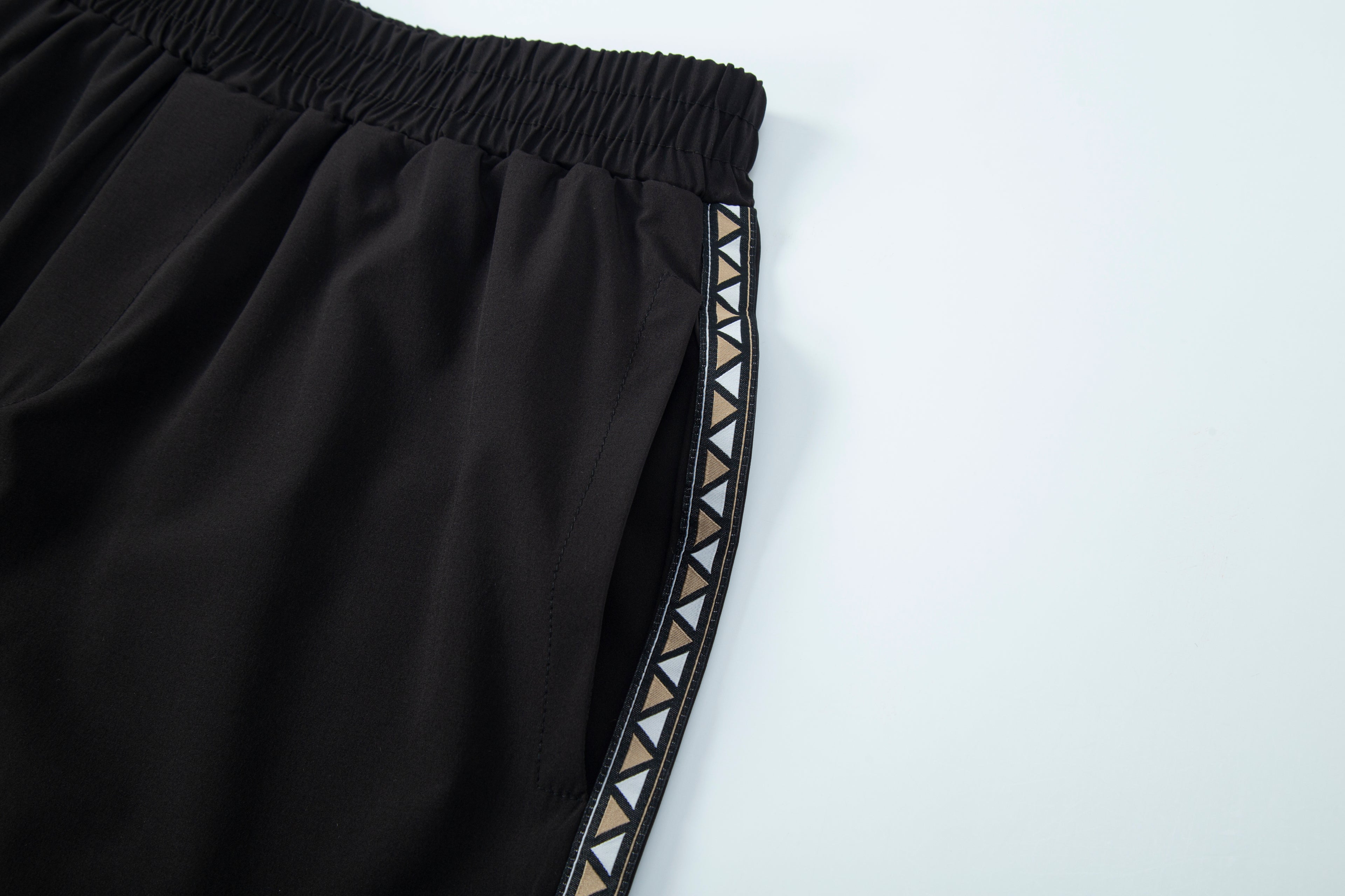 [HEJ] GARLAND SHORT WOMEN BLACK