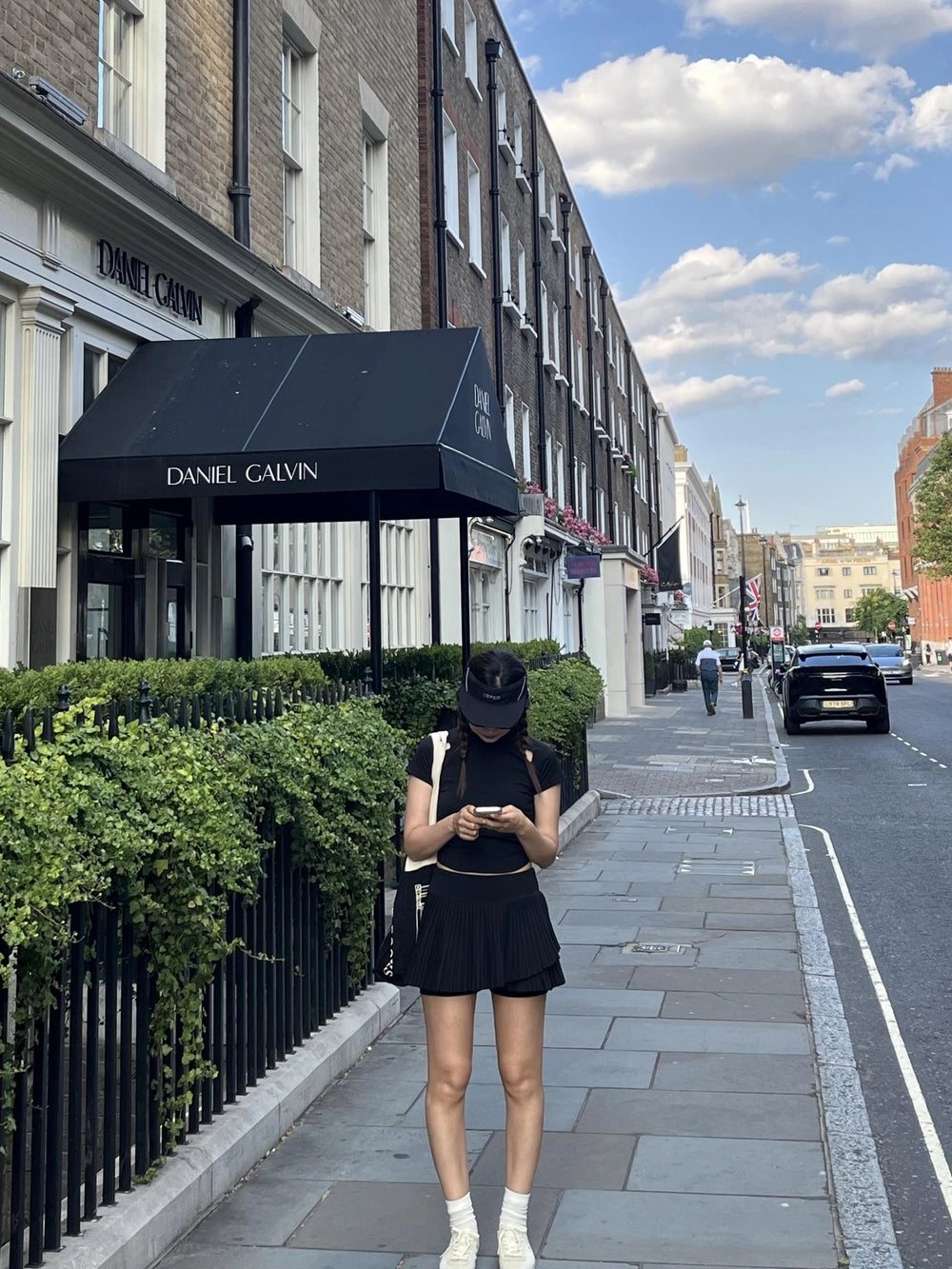 Hazel Tennis Visor Hat (Black & White)